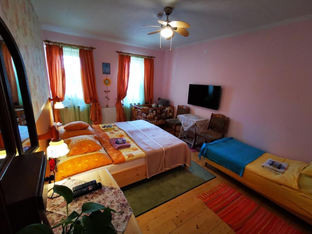 Katica Vendeghaz Somogyvar - Ladybird Villa Somogyvár Exterior foto